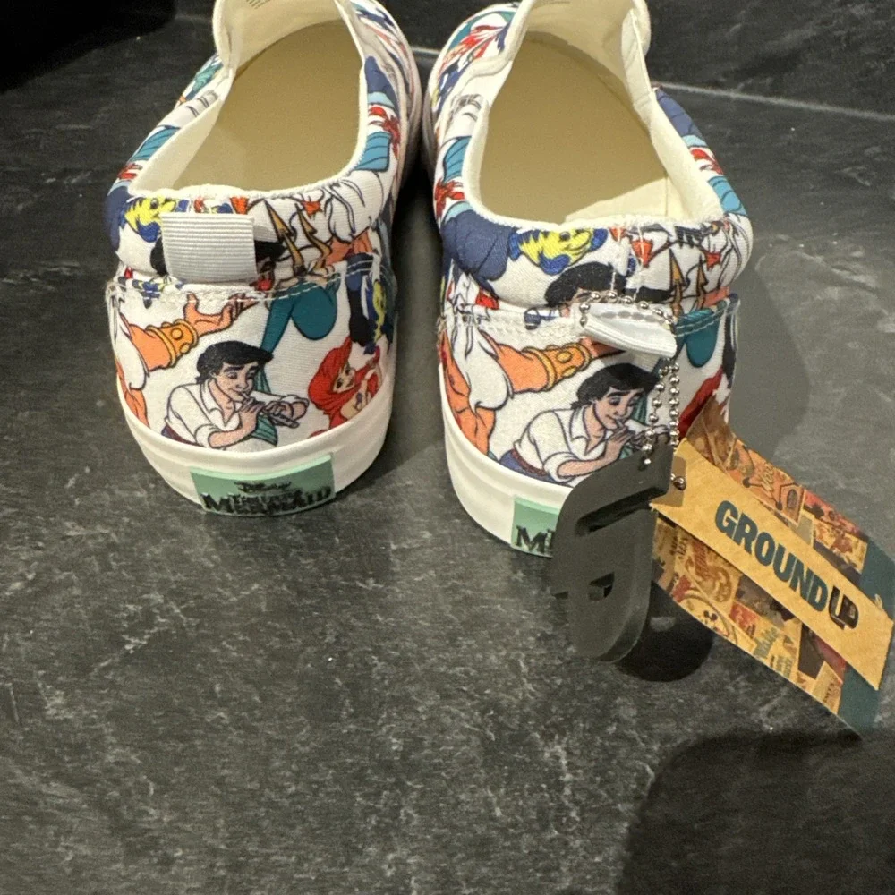 Men's Ground up Brand Disney, Little Mermaid Size 13